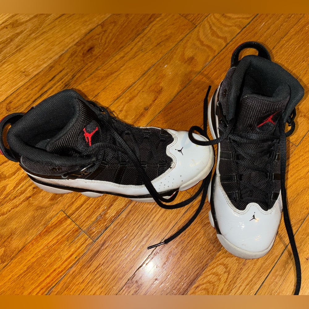 Jordan - Picture 3 of 4